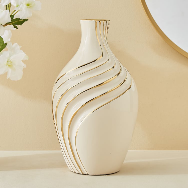 Modern Wave Design Vase